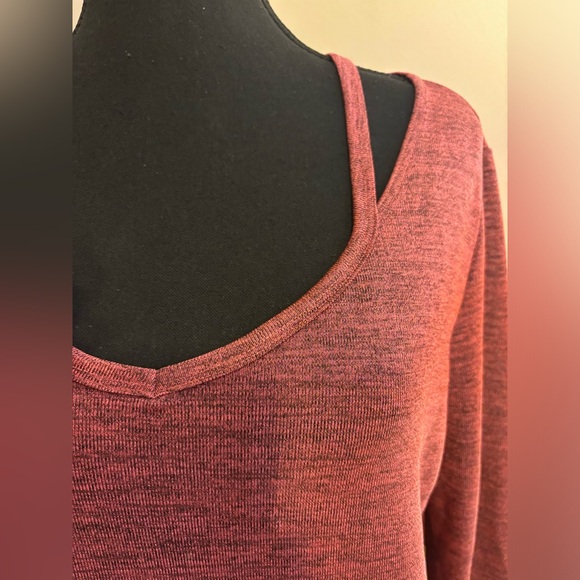 NWT Lava Women’s long sleeve top. Size Large - Picture 5 of 6